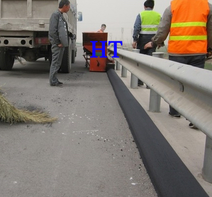 Asphalt Curbing Machine